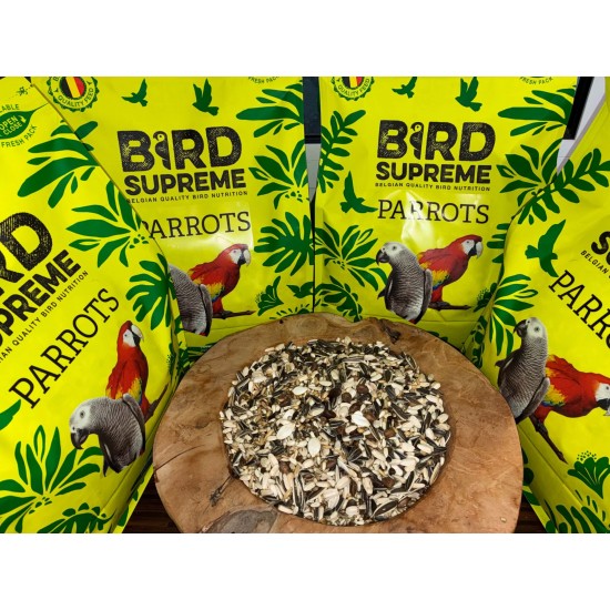3кг. Parrots with fruit: Пълноценна и балансирана храна с добавени плодове